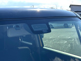 【スズキ セーフティサポート】走行中に前方の車両等を認識し、衝突しそうな時は警報とブレーキで衝突回避と被害軽減をアシスト。より安全にドライブをお楽しみいただけます。