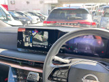 上空から見下ろしたような表示で車両感覚のつかみやすい『アラウンドビューモニター』に移動物検知警報(MOD)があり更に安心です。