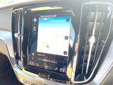 【9インチタッチスクリーン純正HDDナビ】「Apple Car Play」「Android Auto」対応のボルボ先進ナビゲーション「SENSUS」。最新地図データへ無料更新してお渡しします。