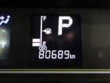 たとえばダイハツのお店にある、たくさんのスマアシ搭載車は、正常に作動する事をしっかり確認します。