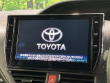 【純正10インチナビ】人気の純正ナビを装備。オーディオ機能も充実しており、Bluetooth接続すればお持ちのスマホやMP3プレイヤーの音楽を再生可能!毎日の運転がさらに楽しくなります!!