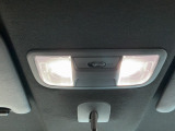 便利なマップライトはLED式です