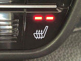 【シートヒーター】寒い日に重宝するシートヒーター!エアコンより早く温まってくれるので寒がりの人も安心ですね♪エアコンの温風は乾燥するから苦手、という方にもをおすすめです。