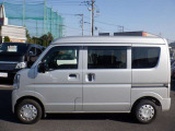 内外装およびエンジンル-ムなど専用クリ-ニング致します。車両クリ-ニングのプロが施工致しますので!高品質な1台に蘇りますよ♪(全在庫無料施工)