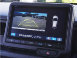 【バックカメラ】駐車が苦手な方でも安心してお乗りいただけます。リバース連動で画面が切り替わるのでとっても便利です。
