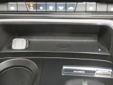 置くだけ充電も標準装備をしております♪