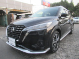【納車前点検】法定12ヶ月点検+エンジンオイル&エレメント交換+ワイパーリフィル交換等を弊社整備工場にて実施。
