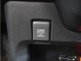 ◆12V電源ソケット◆スマートフォンの充電等にも便利な電源ソケット!使いやすい場所に装備されています。