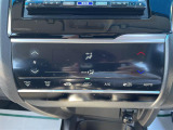 【エアコン】『エアコン装備』の画像になります。暑い夏でも寒い冬でも、車内に快適な空気を届けるので、いつでも快適な車内空間を創り上げます!