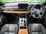アウトランダー PHEV 2.4 P 4WD 