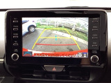 バックモニター付きで、車庫入れやバック時の後方確認をしっかりサポート。モニターに映し出される映像で死角も確認しやすく、狭い場所での駐車や後退時の操作をより安心して行えます。
