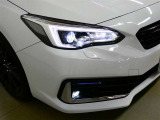 LEDヘッドライトです。デザイン性がよくとても明るいので、夜間の走行や悪天候でも安心です。しかも長寿命!