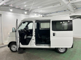 ご契約の際【軽自動車の場合】発行から3ヶ月以内の住民票・認印【軽自動車以外の場合】発行から3ヶ月以内の印鑑証明・実印をご持参いただけるとお手続きがスムーズです
