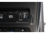 車体が傾いた状態の時にヘッドライトの光の高さを上下に調整することが出来ます!