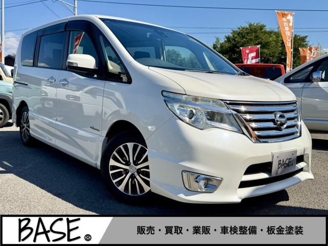 セレナ 2.0 ハイウェイスター S-HYBRID 