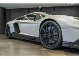 Black brakes calipers