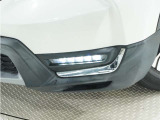 ◆フォグライト◆ 霧などの悪天候時、自車の位置を示すとともに前方や路肩が見えずらい時、近い位置をワイドに照らしてくれます