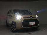 高輝度で点灯速度が速いLEDヘッドライト装備!LEDの明るい光が走行中の視界の確保をサポートして、夜のドライブがより楽しく安全に運転できます♪