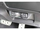 ナビ連動「ETC2.0」がオプション装着されています、高速道路の渋滞情報や道路状況など受信してナビ画面や音声でアナウンスしてナビ連動