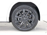 タイヤサイズ(235/50R20)です。