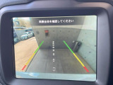 ●バックカメラ:不安な駐車もこれで安心!レーンアシスト付きなので狭い箇所での駐車もラクラクです!