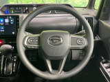 【純正革巻きステアリング】上質な革を使用することで、手にしっかり馴染みとても運転しやすいハンドルです♪