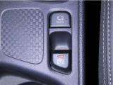 電動パーキングブレーキを装備しております。