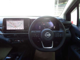 車の事分からなくても運転席に座ってみると何となく良い感じ!とかイマイチだな、とか感じます。だからこそ是非ご自身の目で手で体で実際に触れて頂きたいのです。