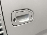 オイル交換無料。車検までのオイル交換無料チケットをお渡ししております。詳しくはお問い合わせください!!
