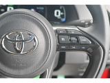 レーダークルーズコントロール付きです。車速に応じて追従支援してくれるので、ロングドライブも快適です。詳細は販売店スタッフまでおたずねください。