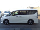 自分だけじゃなく、環境にも気持ち良く走れる日産のセレナ