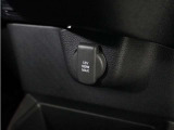 ◆12V電源ソケット◆スマートフォンの充電等にも便利な電源ソケット!使いやすい場所に装備されています。