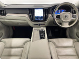 XC60 B5 AWD インスクリプション 4WD 4WD 本革シート