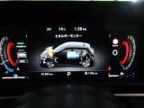 アドバンスドドライブアシストディスプレイ。視認性を高める7インチのディスプレイ.メ-タ-表示グラフィックが先進感と高い質感を演出します。