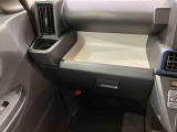 納車前にはプロのメカニックが、各部の点検を行います。ディーラーにしか出来ない品質、そしてサービスできっと満足していただけると思います!