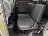 ☆ゆとりある広々とした車内空間は、ドライブを始め買い物やレジャーなど、幅広く活躍します。一人でもみんなとでもお出かけを楽しみましょう!☆