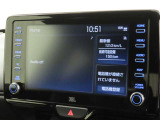 メーカー装着の8インチディスプレイオーディオを装備しております。