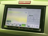 オーディオの選択画面では、FMやAM、テレビ、Bluetoothオーディオなどの項目を確認できます。使いたい音源を画面から選べるため、日々の移動に合わせて活用しやすい装備です。