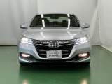 LEDヘッドライトを装備しています。LEDヘッドライトはとても明るく、雨の日や夜間走行も安全・安心です。オートライトコントロール付きで周囲の明るさに応じて自動で点灯・消灯します