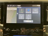 【Miracast】スマホ画面を無線で車載ディスプレイへ映せる快適で便利な機能です。簡単に接続可能です!!