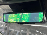 【デジタルインナーミラー】後席の大きな荷物や同乗者で後方が確認しづらい時でも安心!カメラが撮影した車両後方の映像をルームミラー内に表示。クリアな視界で状況の確認が可能です!