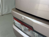 対向車がいないとき、見通しの悪い道路は暗くて怖いですよね。。。こちらのクルマはオートマチックハイビーム搭載です!対向車の有無で自動でハイ・ロウビームに切り替えます。