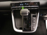 電動パーキングブレーキ装備です!また、渋滞や信号待ち等にブレーキ力を保持できるブレーキホールド機能付きです。