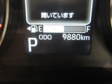 たとえばダイハツのお店にある、たくさんのスマアシ搭載車は、正常に作動する事をしっかり確認します。
