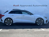 【Audi認定中古車】Audi専任の研修を受け熟練したメカニックが大切にご納車整備をさせて頂きます。お客様にご満足・ご納得し、お乗り頂く為にFor Nextグループの追及は日々続きます。