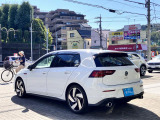 1年間の認定保証付きで納車後も安心。さらに延長保証も可能。詳細はお気軽にお問い合わせください。