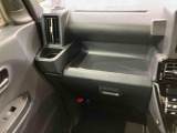 納車前にはプロのメカニックが、各部の点検を行います。ディーラーにしか出来ない品質、そしてサービスできっと満足していただけると思います!