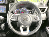 【純正革巻きステアリング】上質な革を使用することで、手にしっかり馴染みとても運転しやすいハンドルです♪