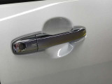 オイル交換無料。車検までのオイル交換無料チケットをお渡ししております。詳しくはお問い合わせください!!