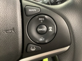 ハンドルにHondaセンシング系のクルーズコントロールやレーンキープアシストなどのスイッチが装備されています。ハンドルから手を離さず安全に操作できます。